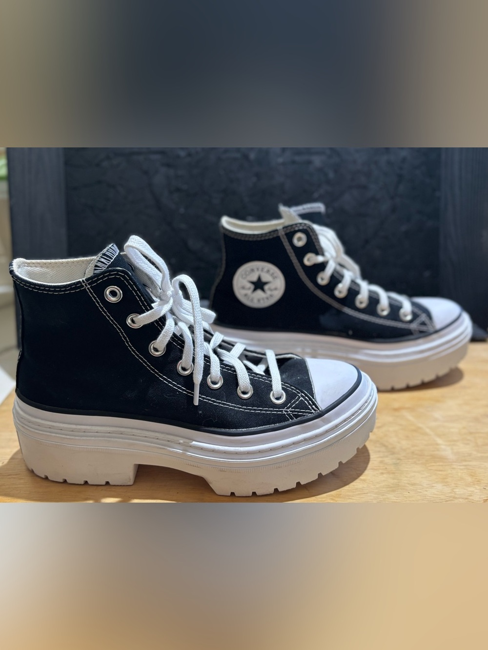 Converse Chuck Taylor All Star Lugged Heel Platform high-top sneakers size 7.5